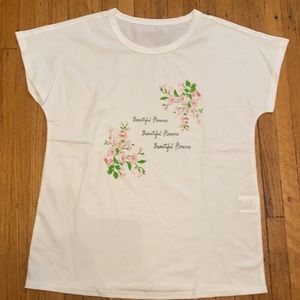 Summer flowers shirt- 💐 brand new!
